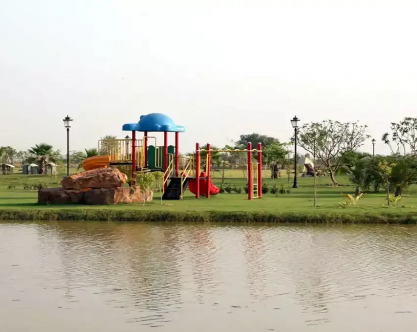 Gaur Yamuna City 7th Park View