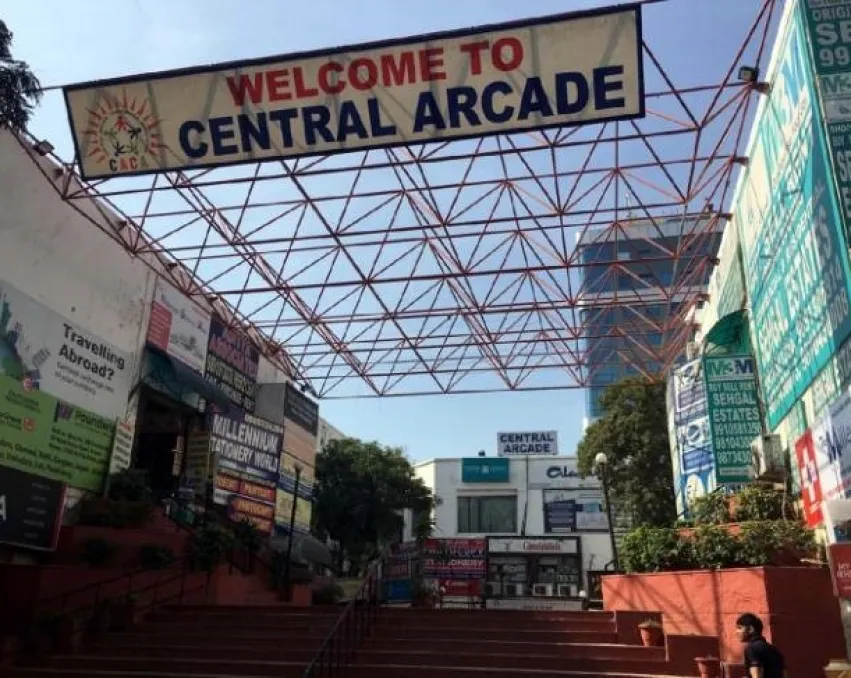 DLF Central Arcade